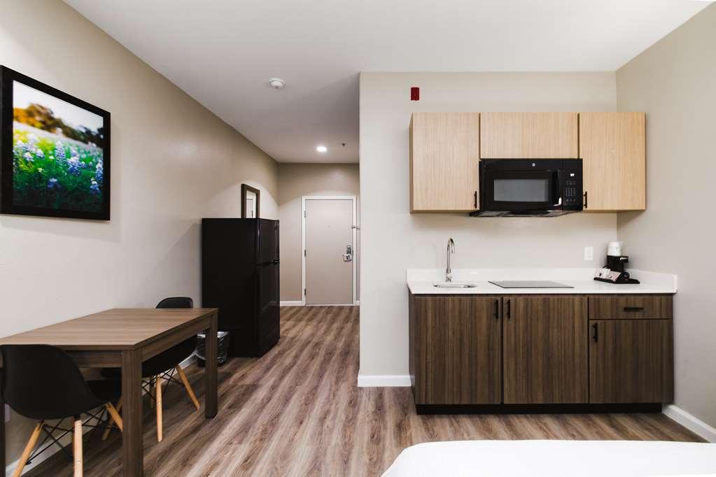 Surestay Studio By Best Western Conroe Downtown Zimmer foto